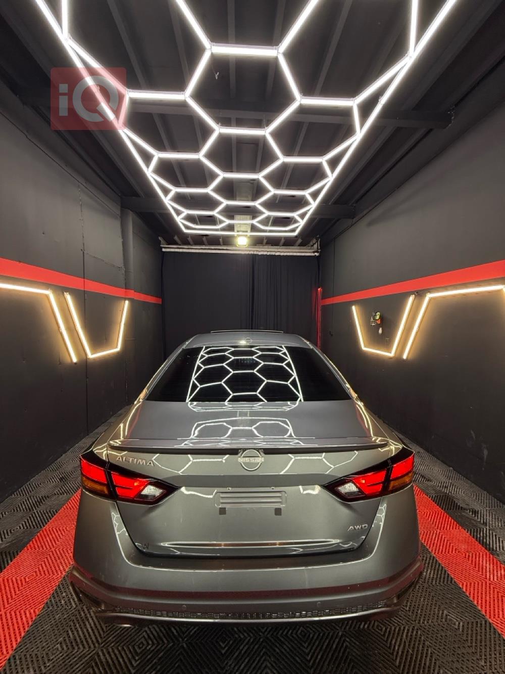 نيسان ألتيما